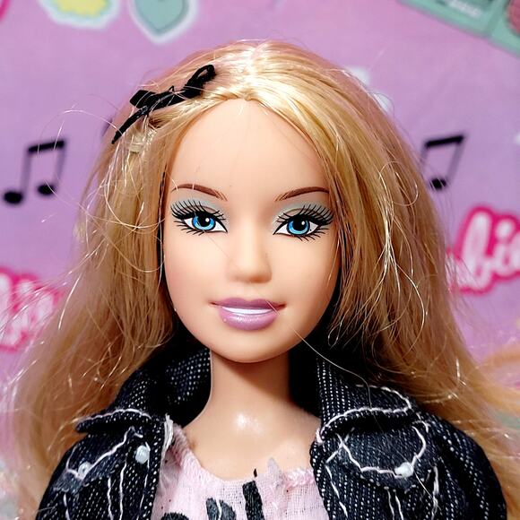 Barbie Fashion Fever #K8411 L3331 Pink Polka Dot Dress 2007 Y2K - Picture 2 of 6